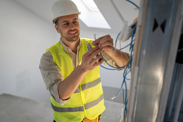 Best Licensed Electrician  in Minneapolis, KS